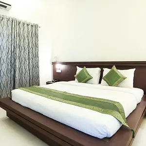 Treebo Trend Al Saj Convention Centre Kazhakuttam